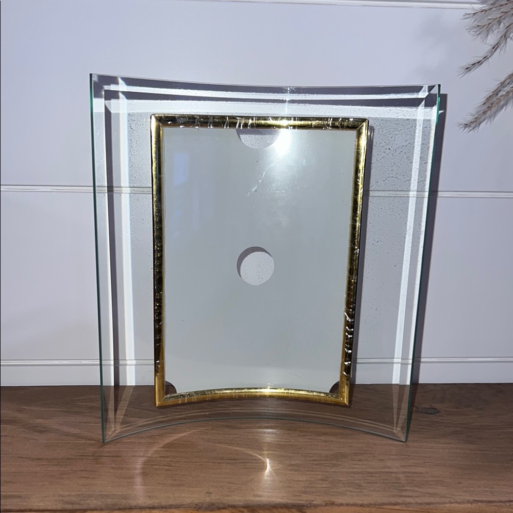 🛍️ 3 for $20 🛍️ - Vintage Elegant Gold-Trimmed Glass Frame with Pink Rose Box